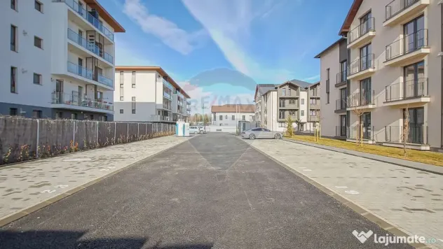 Garsoniera decomandata, 40 mp utili, etaj 1 | ROKMAN | Zo...