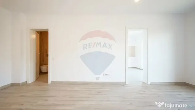 Garsoniera decomandata, 40 mp utili, etaj 1 | ROKMAN | Zo...