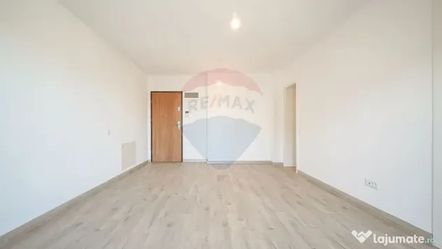 Garsoniera decomandata, 40 mp utili, etaj 1 | ROKMAN | Zo...
