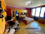 Casa spațioasă cu teren si foișor - Negrești Oaș 