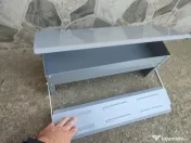 Hrănitoare de păsări cu pedală 