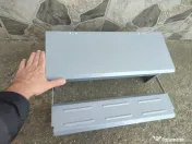 Hrănitoare de păsări cu pedală 