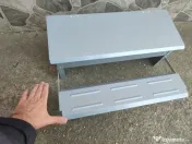 Hrănitoare de păsări cu pedală 