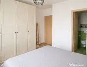 Apartament 3 camere | 2 bai | parcare - zona Tractorul 