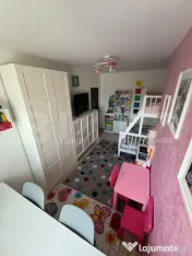 Apartament 3 camere 62mp /2 bai/ 2 balcoane/ parcare/ Zona T 