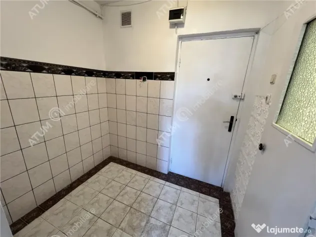 Garsoniera recent renovata zona Henri Coanda din Sibiu