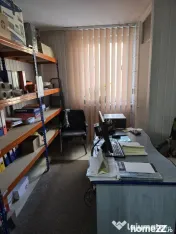 Apartament 4 camere, poziție excelenta 