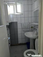 Apartament 4 camere, poziție excelenta 