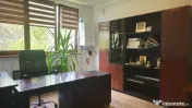 Garsonieră de închiriat – ideală pentru birou/cabine... 