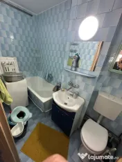 Apartament 4 camere decomandat, etaj intermediar, parcare, M 