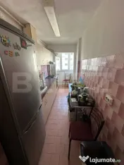 Apartament 4 camere decomandat, etaj intermediar, parcare, M 