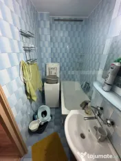 Apartament 4 camere decomandat, etaj intermediar, parcare, M 