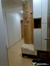 Apartament de 3 camere zona TRACTORUL, 