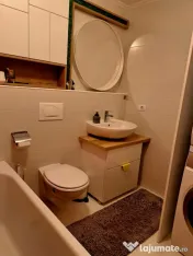 Apartament de 3 camere zona TRACTORUL, 