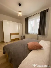 Apartament 3 camere zona TRACTORUL,