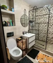 Apartament cu 2 camere, DECOMANDAT, etaj 6 cu lift. Zona HAN 