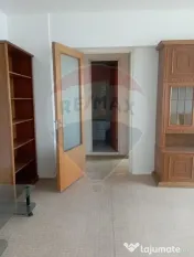 Apartament cu 3 camere de vânzare în zona Bucur Obor 