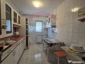 Apartament cu 3 camere de vânzare în zona Bucur Obor 