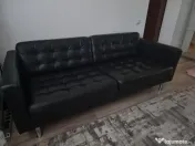 Canapea Ikea neagră 