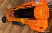 Pușca Nerf Vagabond și Pușca Nerf albastra cu mașinuțe 