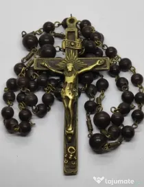 Rozariu Vechi din Lemn și Crucifix Alamă