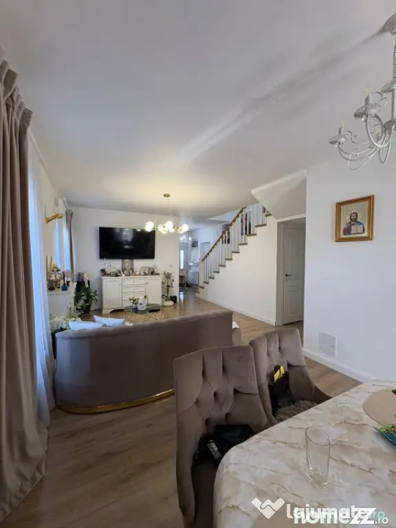 Casă modernă P+1, 145 mp utili, 4 dormitoare, complet mobi - Mocira (Maramures)