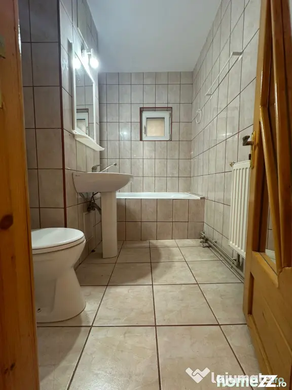 Spatios! Apartament 2 camere, Independentei, etaj 3.