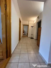 Spatios! Apartament 2 camere, Independentei, etaj 3. 