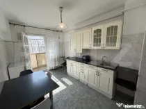 Apartament 3 camere decomandat, zona Zambilelor