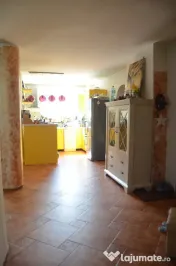 Busteni-Apartament cu trei camere 