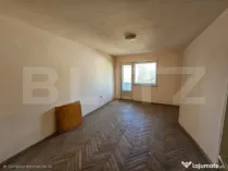 Apartament 2 camere, 52 mp, decomandat, etaj 2 – necesită