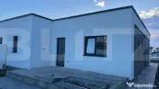 Duplex 3 camere 92mp Mosnita Noua 