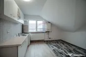 Apartament cu 3 camere de vânzare în zona Burdujeni 