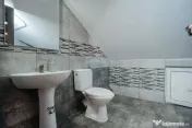 Apartament cu 3 camere de vânzare în zona Burdujeni 