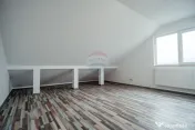 Apartament cu 3 camere de vânzare în zona Burdujeni 