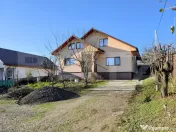 Casa spatioasa 190 mp utili, teren generos 