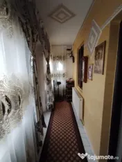 Casa de vanzare, 200 mp, zona Nicolae Romanescu 