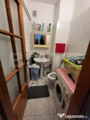 Apartament cu 3 camere, 73 mp, zona centrala 