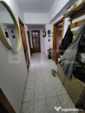 Apartament cu 3 camere, 73 mp, zona centrala 