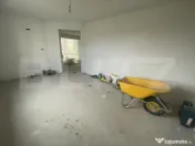 Casa individuala semifinisata, 4 camere, 10 ari teren si gar 