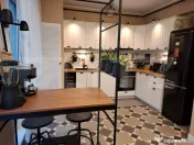 Casa insiruita, 4 camere, mobilata si utilata, acces restric 