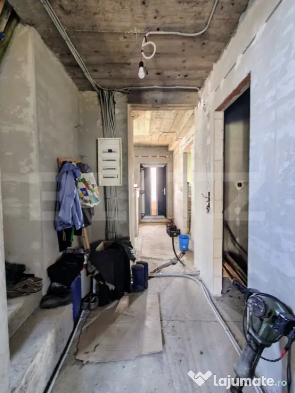 Casă de vânzare cu priveliste superba – proprietate idea