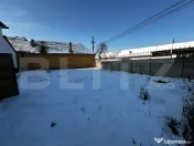 Teren 471 mp cu construcție demolabilă – ideal spații c 