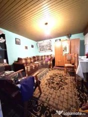De vânzare casă bătrânească – sat Vânători, comuna 