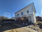 Duplex modern, 6 camere, 5 dormitoare, 221 mp utili, teren 2 