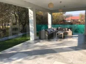Iti doresti o casa de lux? Ai gasit! 
