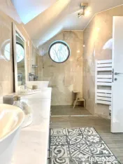 Iti doresti o casa de lux? Ai gasit! 