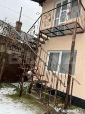Casa de vanzare, 105 mp, zona Cazaci 