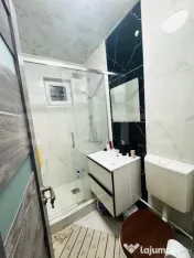 Apartament de vanzare, cu 2 camere, renovat complet, etaj 3 