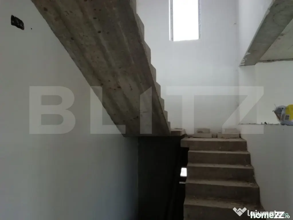 Casa Liteni, Dolhasca, 2500 mp teren, 180 mp utili, 5 camere - Suceava (Suceava)